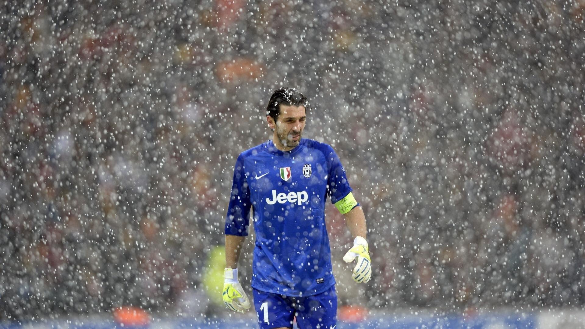 【中国体育彩票】法甲积分榜风云再起，朗斯完胜图卢兹，巴黎圣日耳曼争冠路遇挑战