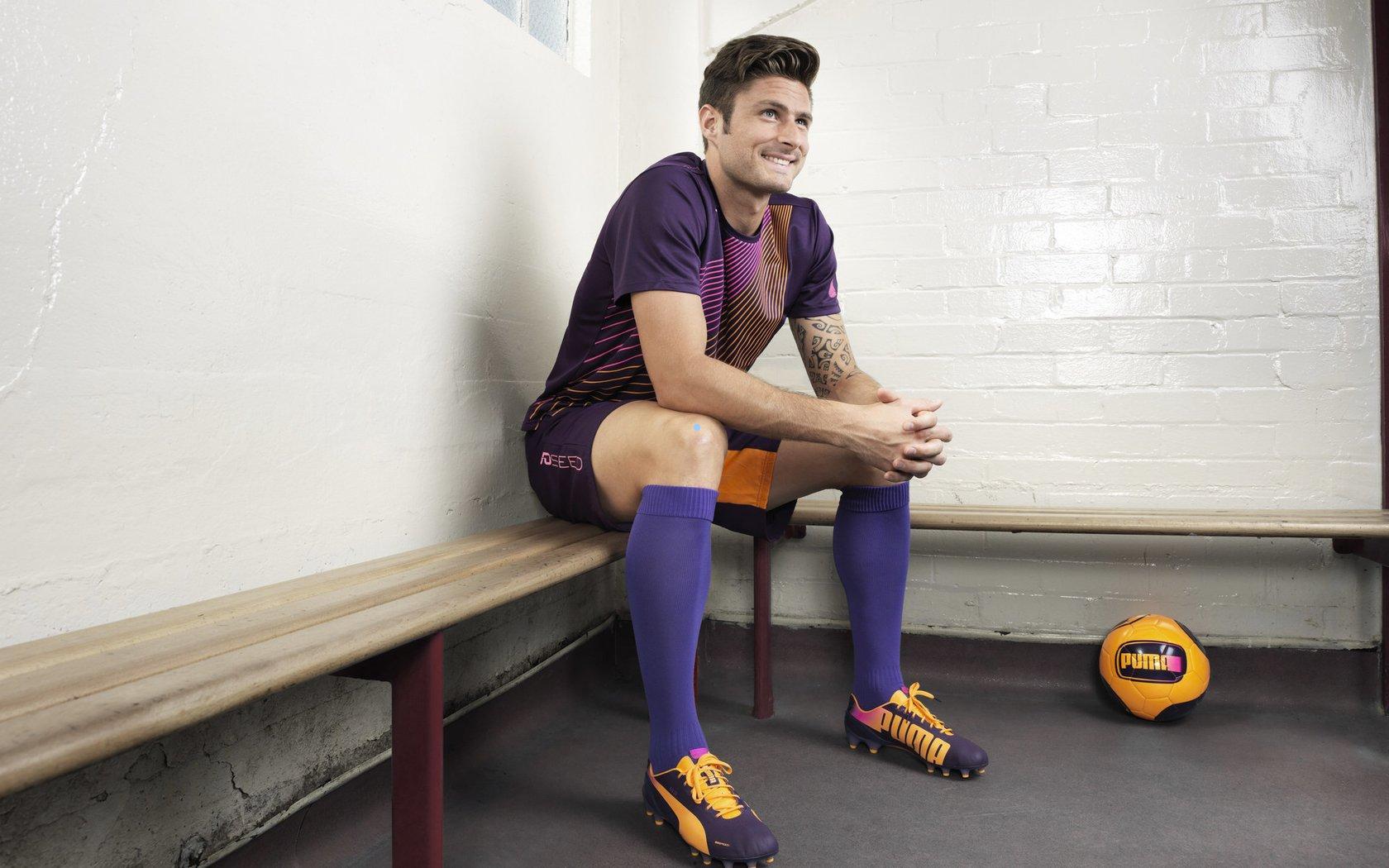 中国体彩_纽卡斯尔联放弃引进特拉福德，薪资障碍成关键原因